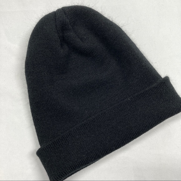 Black folded beanie - Picture 2 of 2